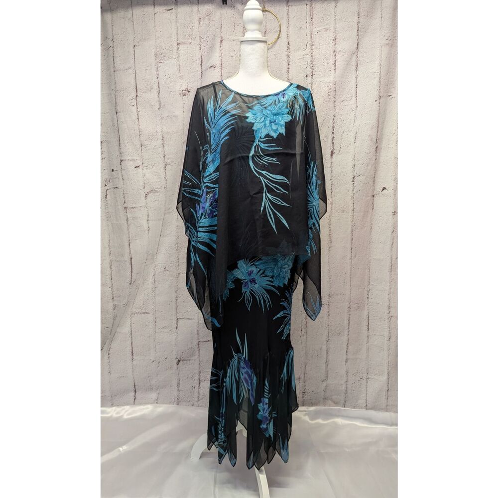 Elegant Black and Blue Floral Midi Dress - Picture 2 of 13